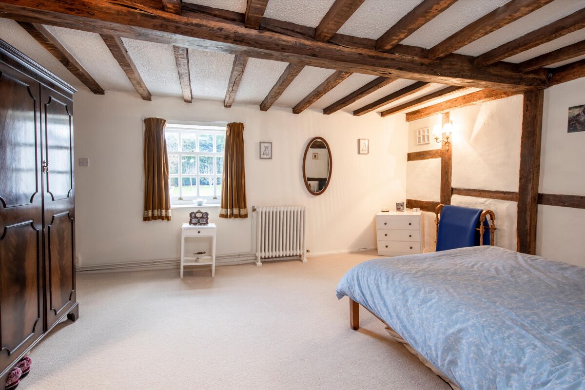 house for sale in Bognor Road, Broadbridge Heath, Horsham, West Sussex