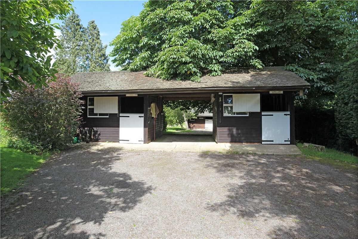 house for sale in High Street, Loxwood, Billingshurst, West Sussex