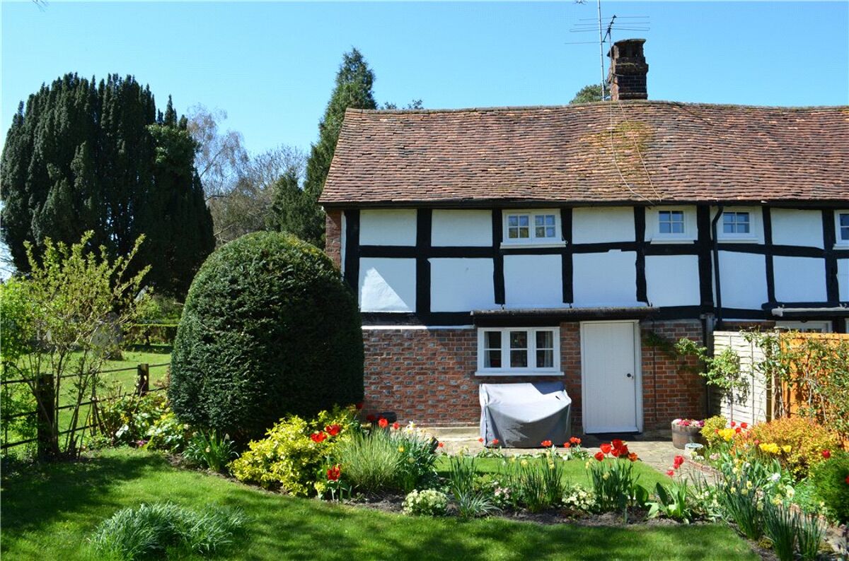 house for sale in Churchyard Cottages, Clapgate Lane, Slinfold, Horsham, RH13 HOR150037