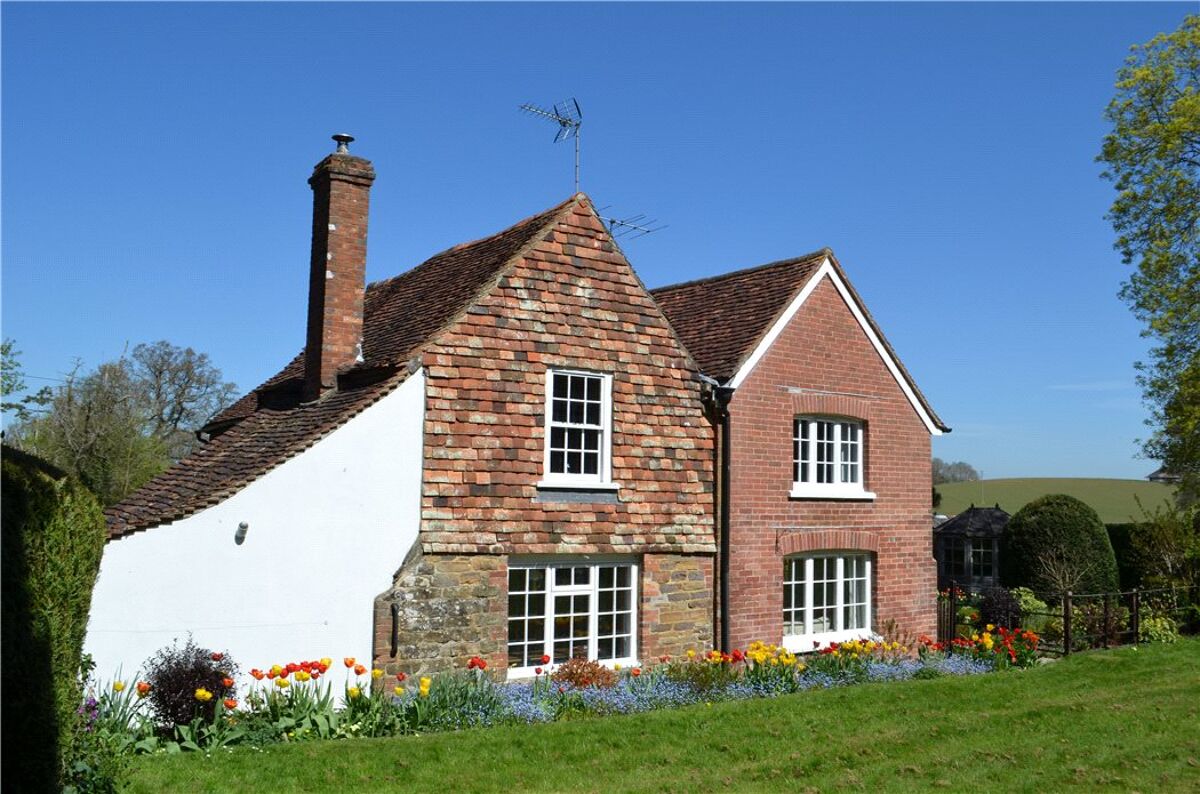 house for sale in Churchyard Cottages, Clapgate Lane, Slinfold, Horsham, RH13 HOR150037