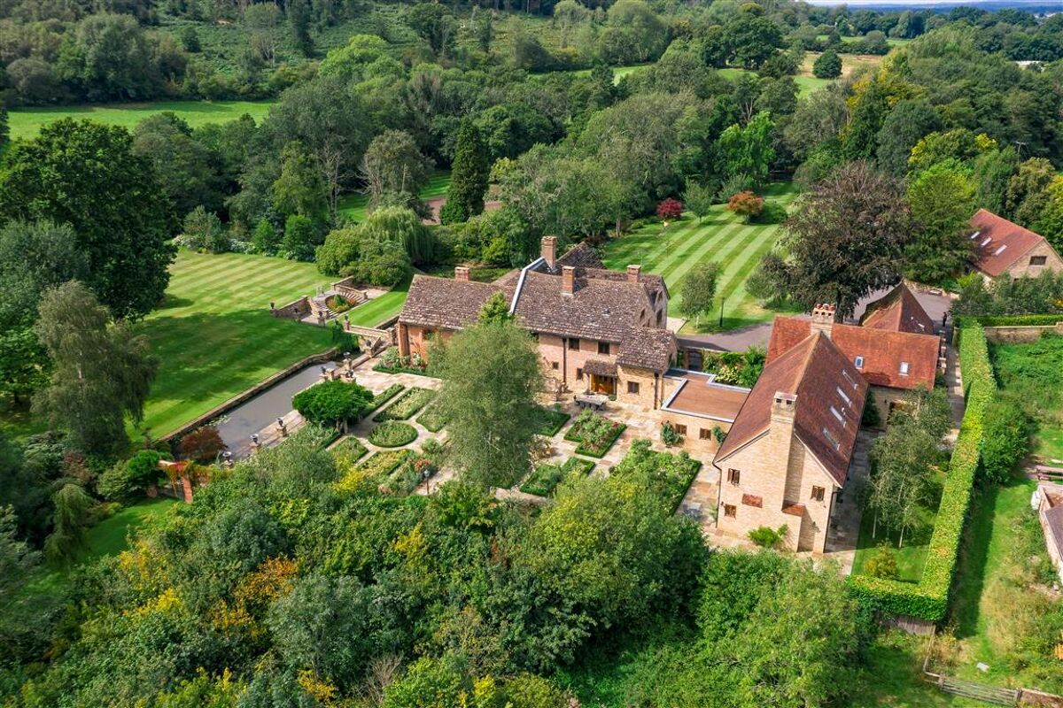 house for sale in Denne Road, Horsham, West Sussex, RH12 HOR150058