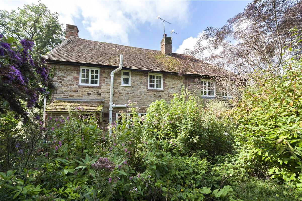 House For Sale In Mill Lane Lower Beeding Horsham West Sussex Rh13 Hor150171 Knight Frank