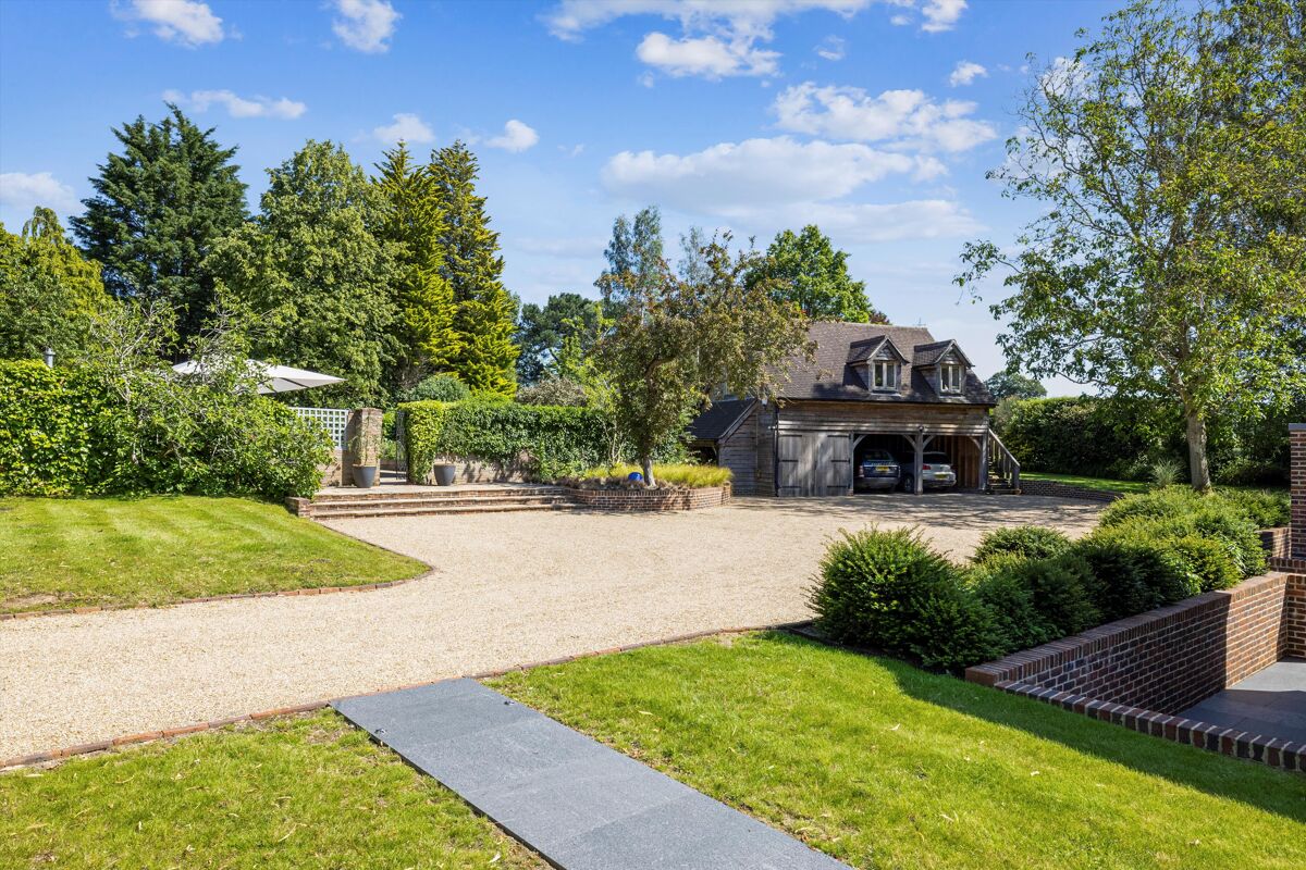 house for sale in Sedgwick Lane, Horsham, West Sussex, RH13 HOR160126