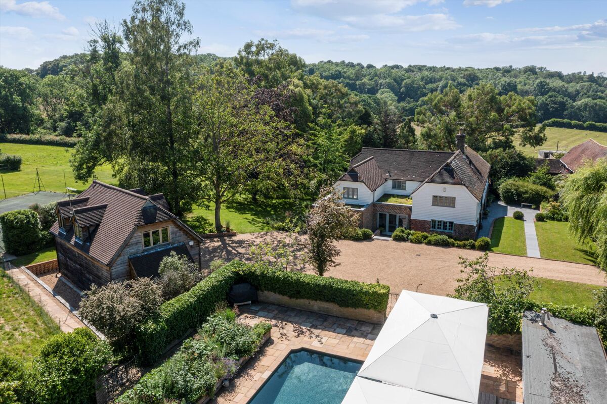 house for sale in Sedgwick Lane, Horsham, West Sussex, RH13 HOR160126