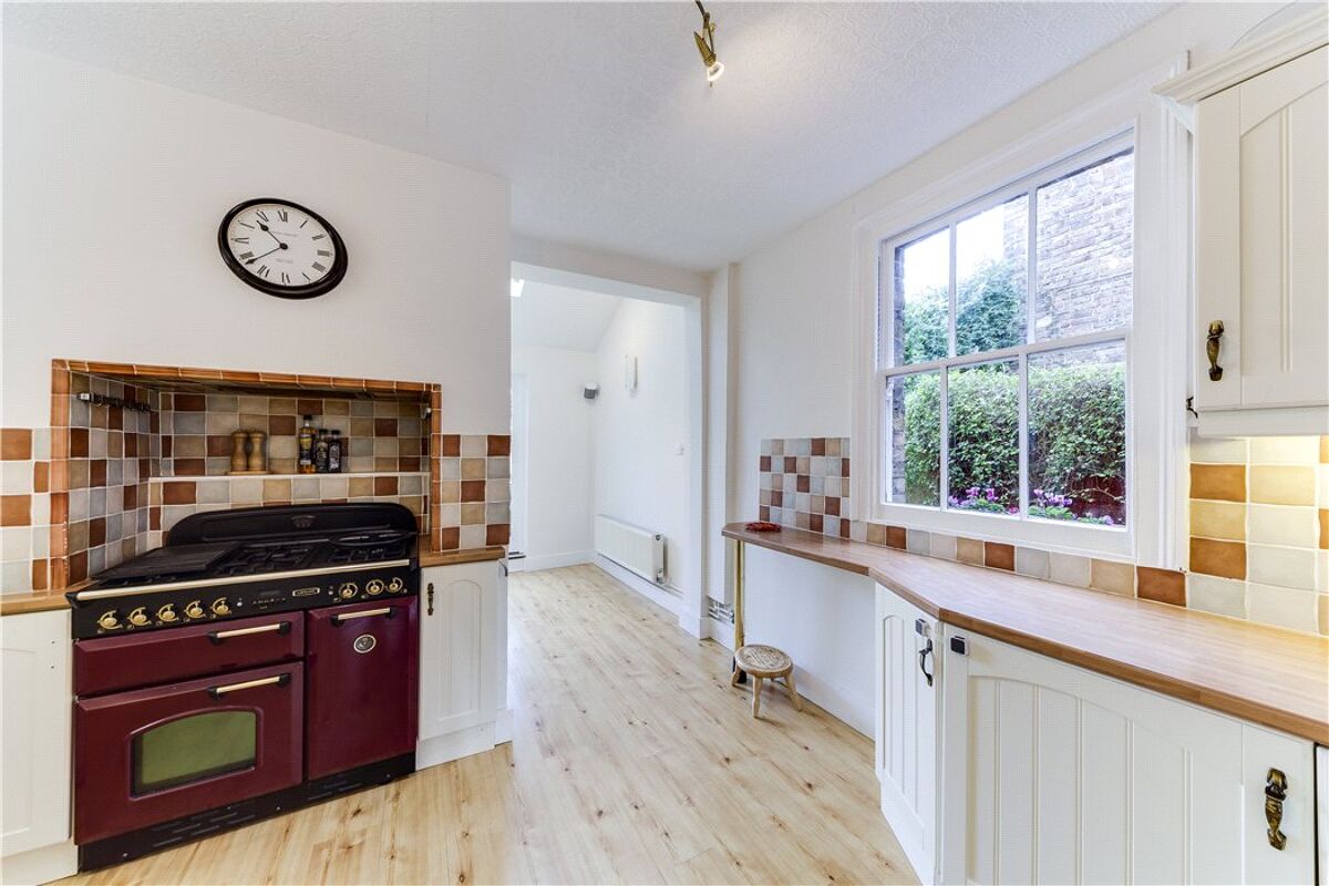 house for sale in Arthur Road, Horsham, West Sussex, RH13 HOR170177