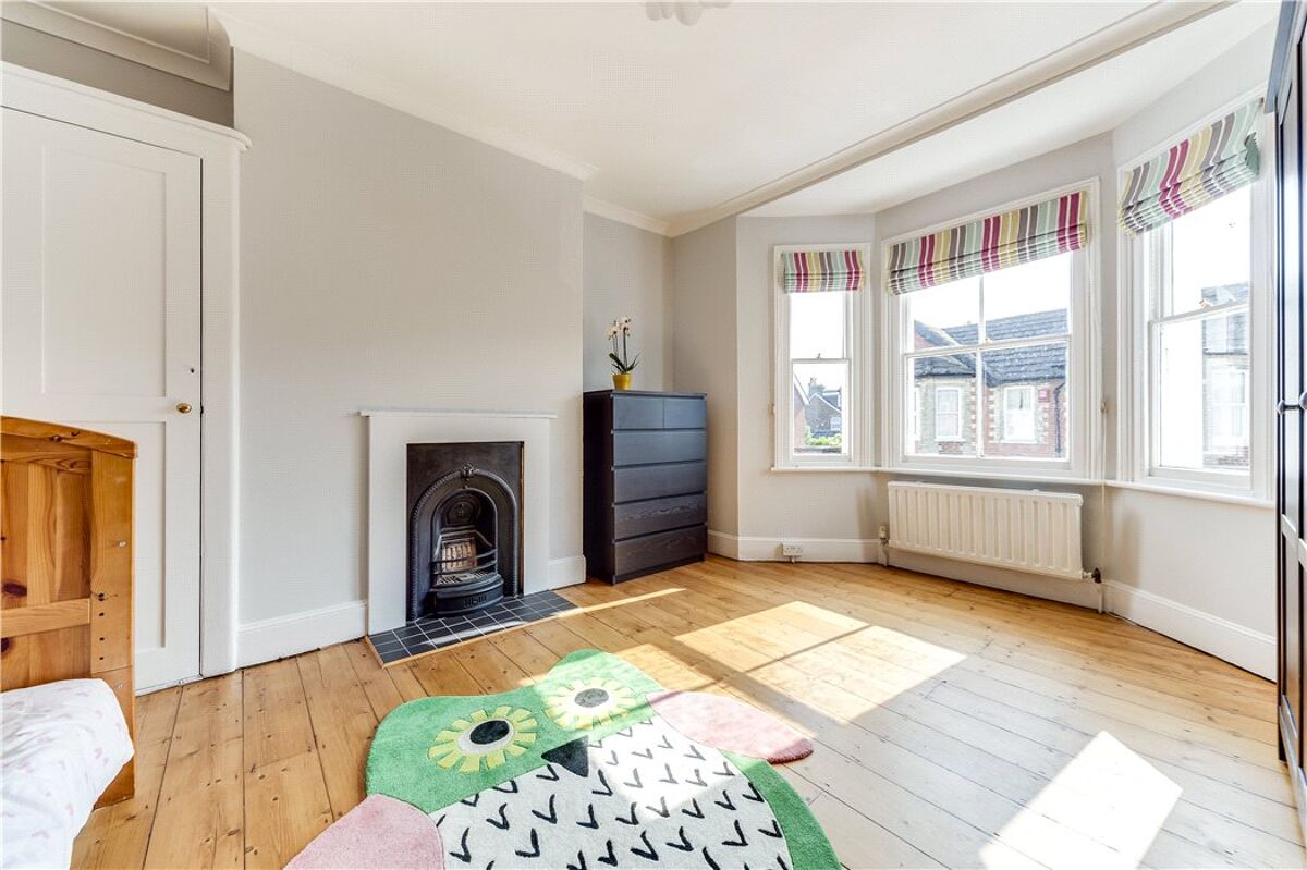 house for sale in Arthur Road, Horsham, West Sussex, RH13 HOR170177