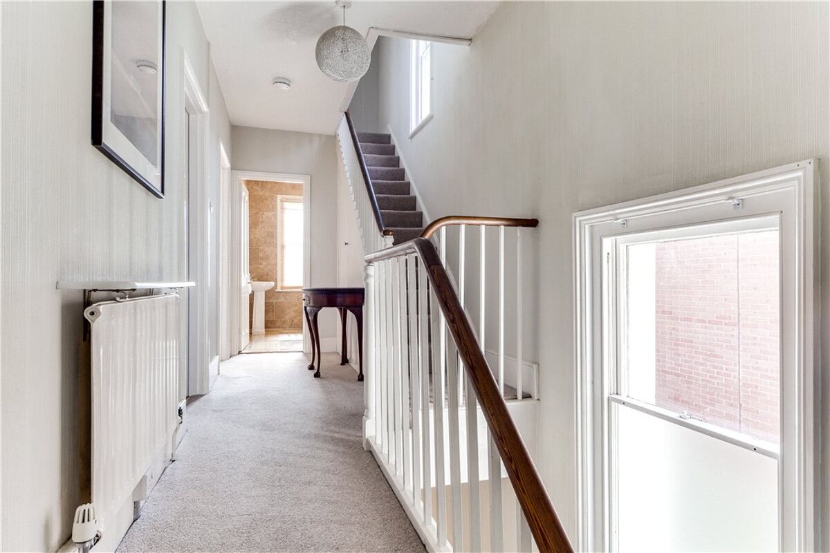 house for sale in Arthur Road, Horsham, West Sussex, RH13 HOR170177