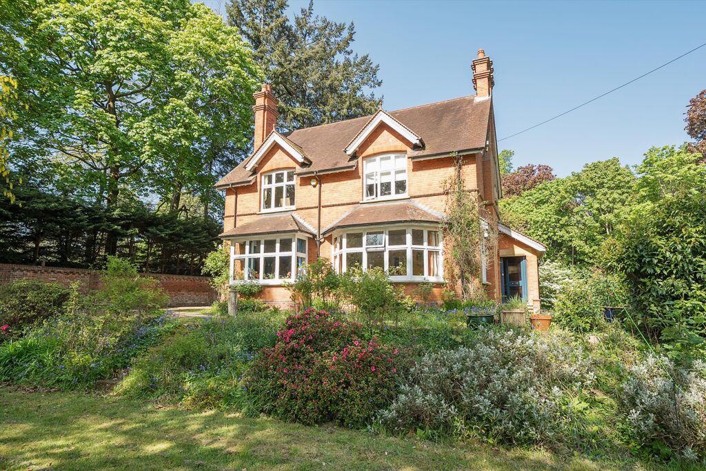 Image of Reading Road, Shiplake, Henley-on-Thames, Oxfordshire, RG9.
