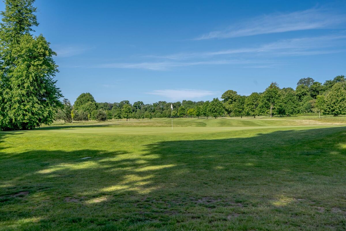 house for sale in Harleyford, Henley Road, Marlow, SL7 HOT012009678