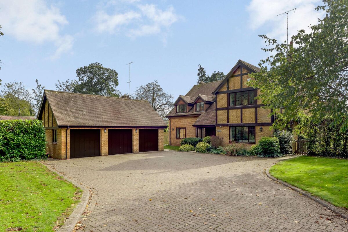 house for sale in Crowsley Road, Shiplake, HenleyonThames