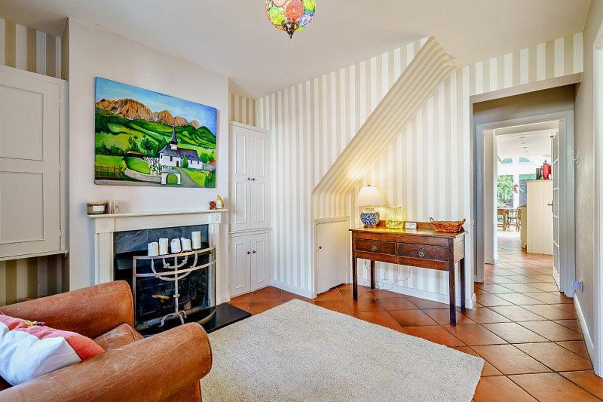 house for sale in Greys Hill, HenleyonThames, Oxfordshire, RG9 HOT012019251 Knight Frank