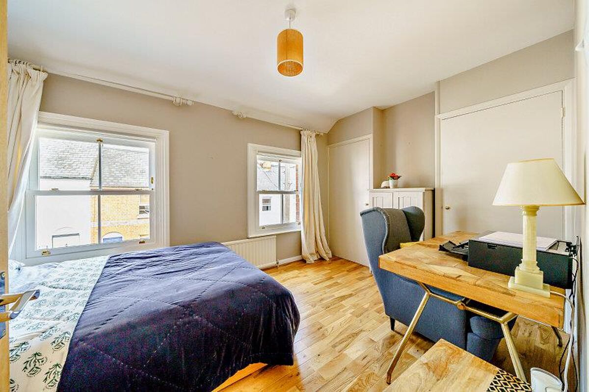 house for sale in Greys Hill, HenleyonThames, Oxfordshire, RG9 HOT012019251 Knight Frank