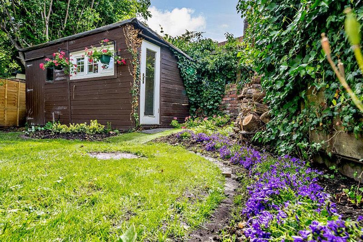 house for sale in Greys Hill, HenleyonThames, Oxfordshire, RG9 HOT012019251 Knight Frank