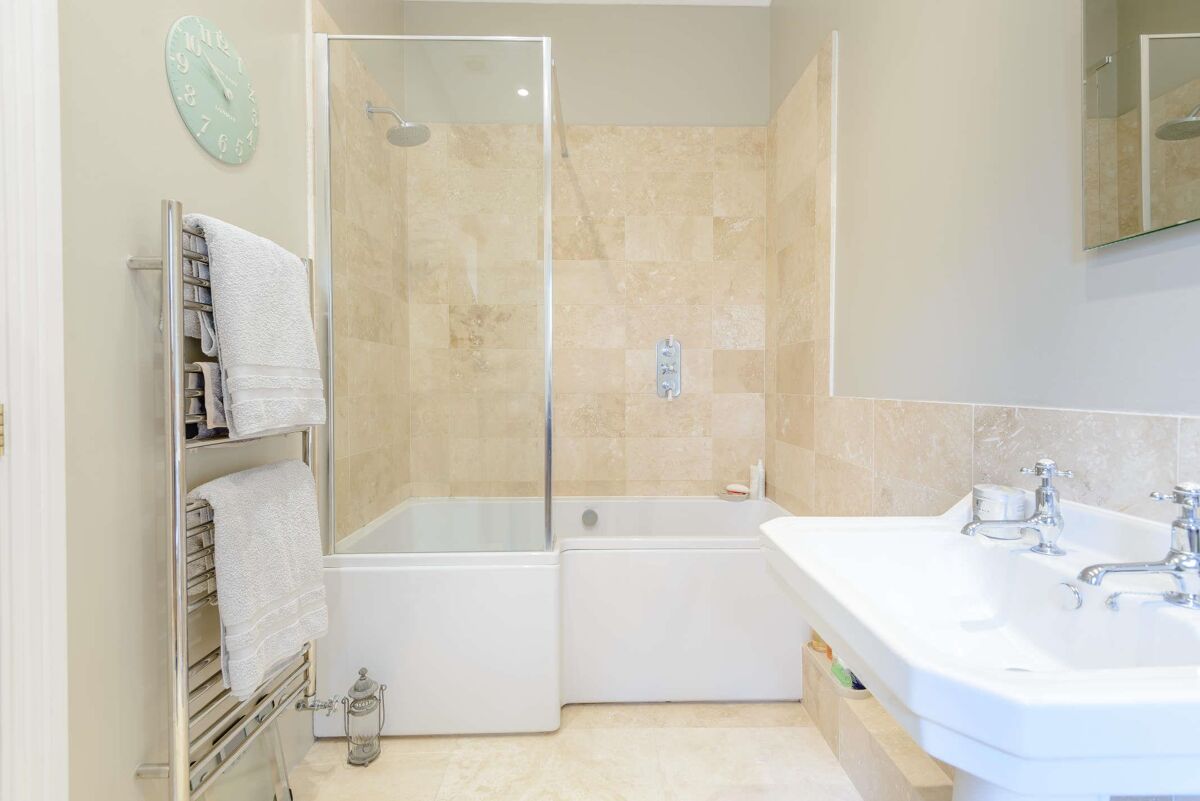 house for sale in Ashdown Way, Kingwood, HenleyonThames, RG9