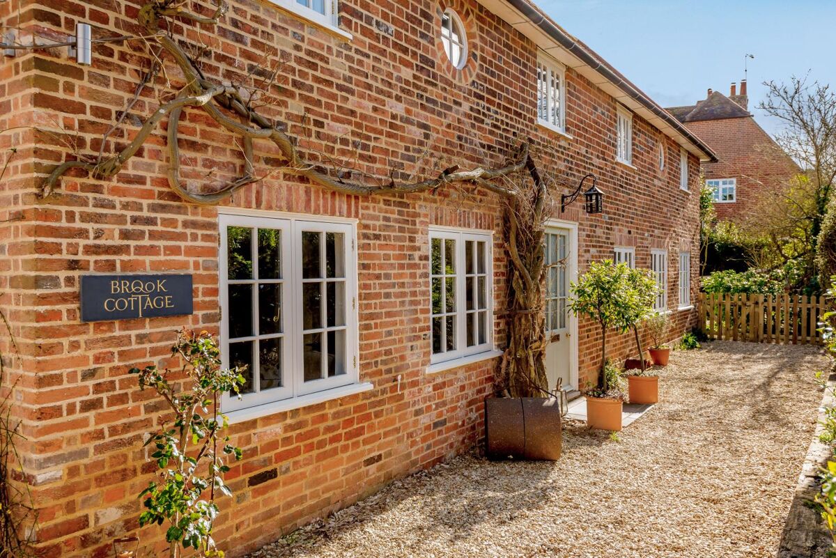 House for sale in Mill Road, Shiplake, HenleyonThames, Oxfordshire