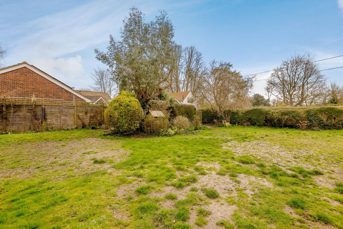 House for sale in Mill Road, Shiplake, HenleyonThames, Oxfordshire