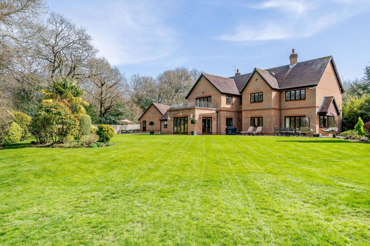 house for sale in Pot Kiln Lane, Goring Heath, Reading, Oxfordshire, RG8 HOT012065260 Knight