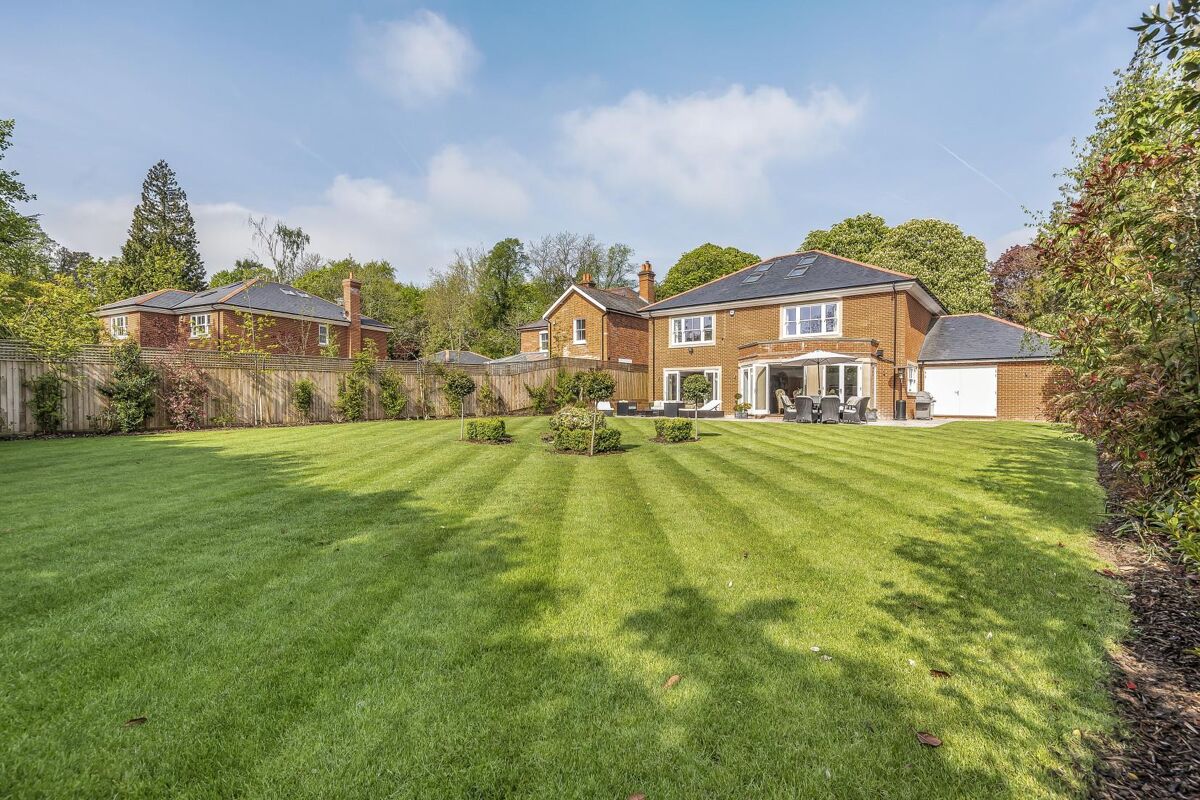 house for sale in Shiplake, HenleyonThames, RG9. HOT012077272