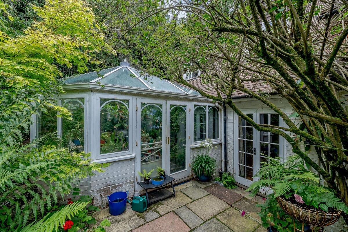 house for sale in Newnham Hill, HenleyonThames, Oxfordshire, RG9