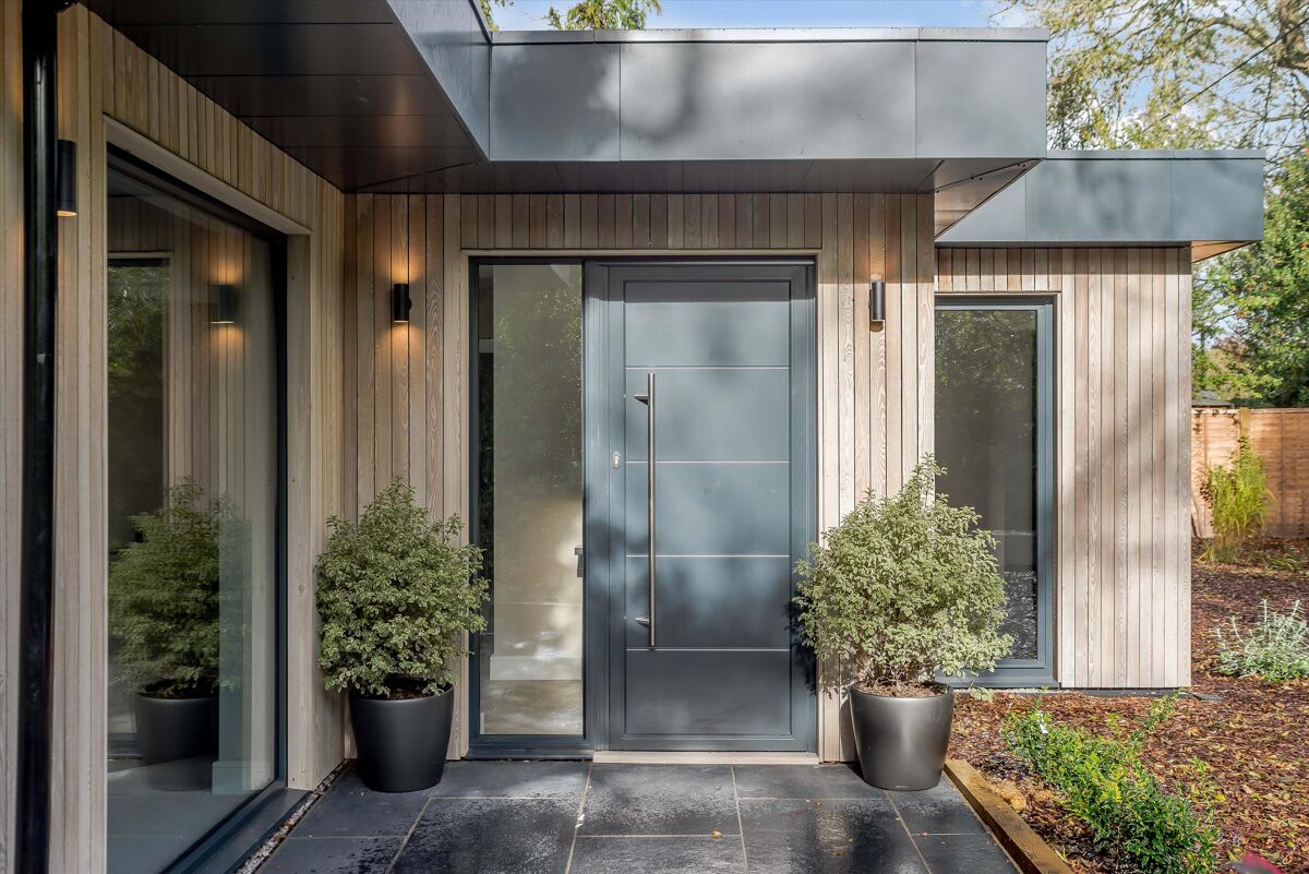 house for sale in Russells Water, HenleyonThames, RG9 HOT012098634 Knight Frank