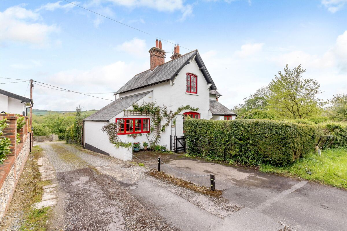 house for sale in Reading Road, Lower Basildon, Reading, Berkshire, RG8 HOT012111237 Knight