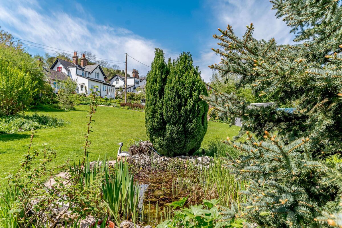 house for sale in Reading Road, Lower Basildon, Reading, Berkshire, RG8