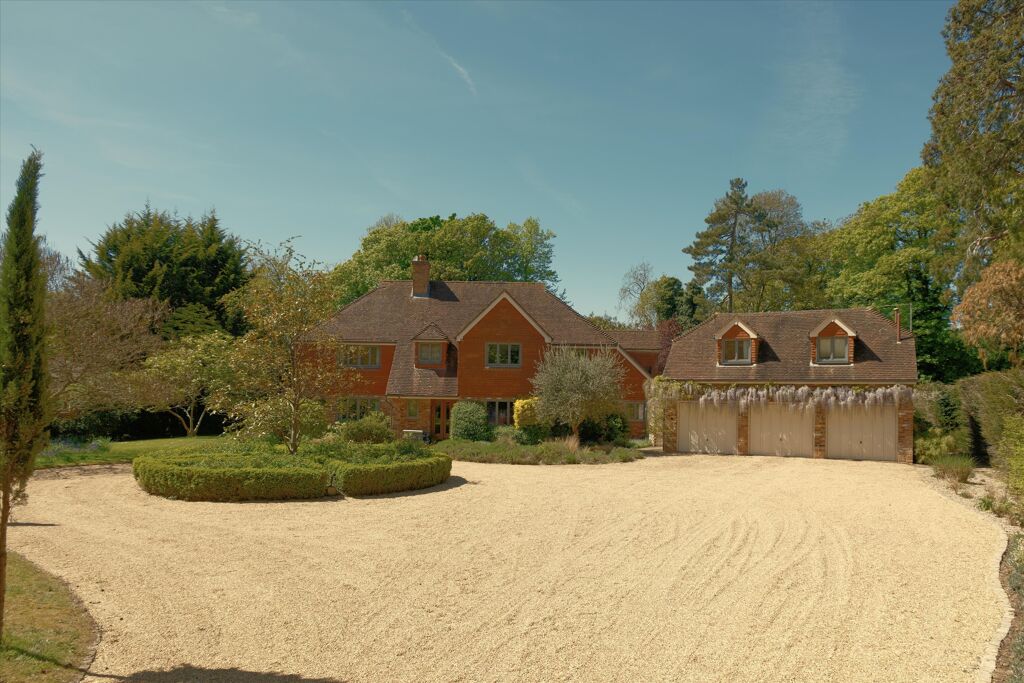 Image of Parkside, Henley-on-Thames, Oxfordshire, RG9