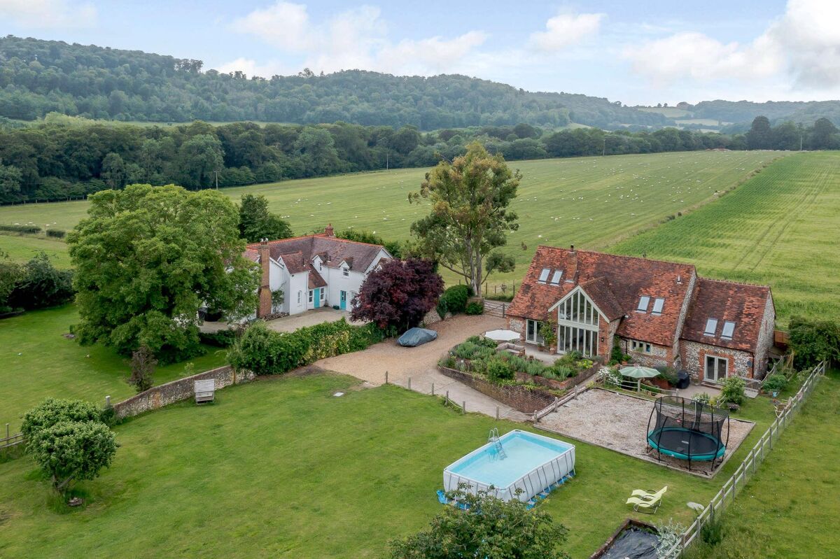 house for sale in Turville, Oxfordshire/Bucks border, HenleyonThames