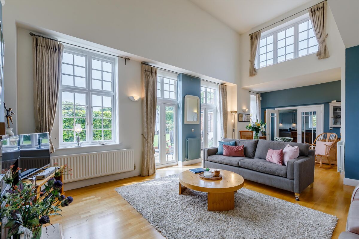 house for sale in Oakley Court, Benson, Wallingford, Oxfordshire, OX10