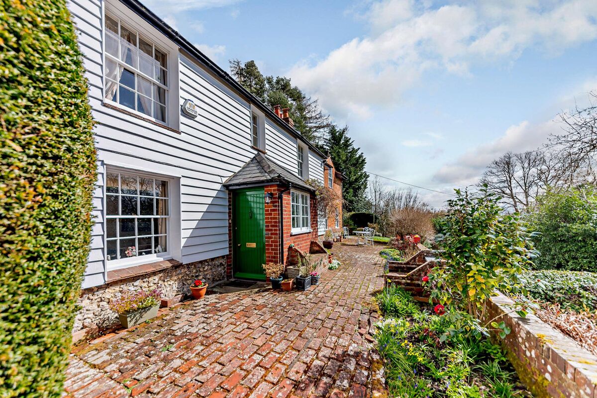house for sale in Mill Road, Nettlebed, HenleyonThames, Oxfordshire