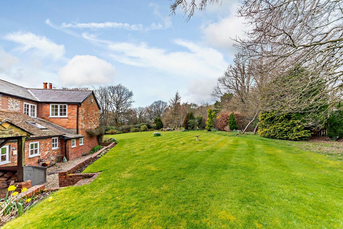house for sale in Mill Road, Nettlebed, HenleyonThames, Oxfordshire