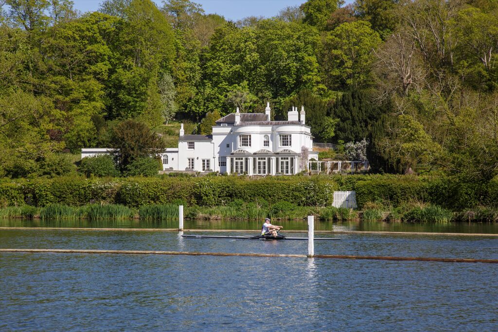 Image of Remenham Lane, Remenham, Henley-on-Thames, Berkshire RG9