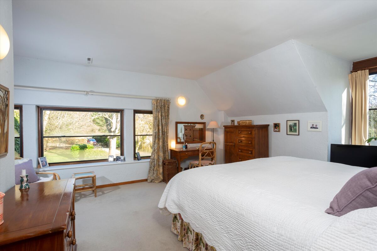 house for sale in Turville Heath, HenleyonThames, RG9. HOT012183925 Knight Frank