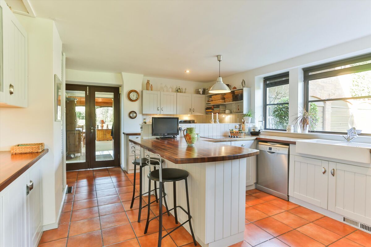 house for sale in Turville Heath, HenleyonThames, RG9. HOT012183925 Knight Frank