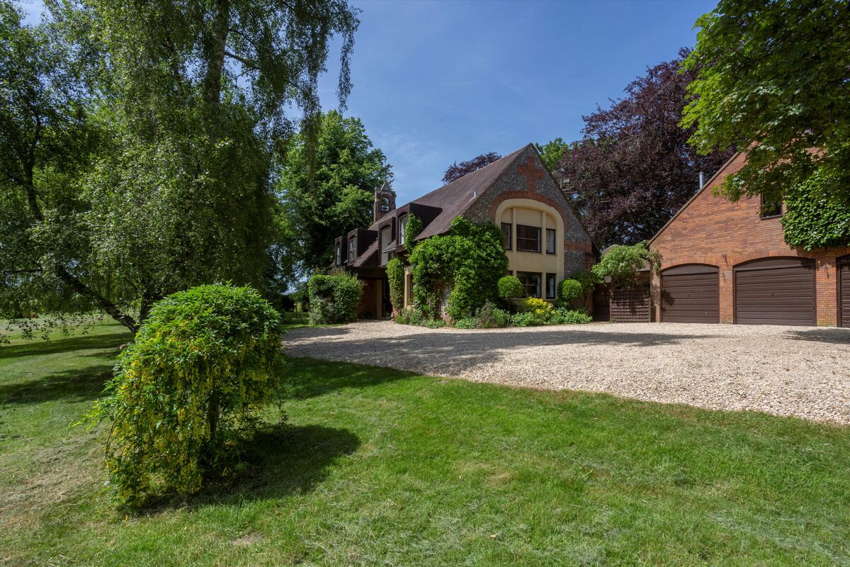 house for sale in Turville Heath, HenleyonThames, RG9. HOT012183925 Knight Frank