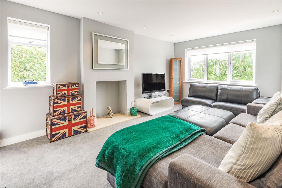 house for sale in Chalkhouse Green, Reading, Oxfordshire, RG4