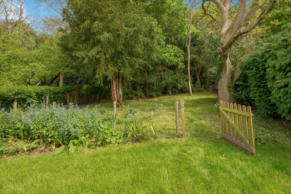 house for sale in Chalkhouse Green, Reading, Oxfordshire, RG4