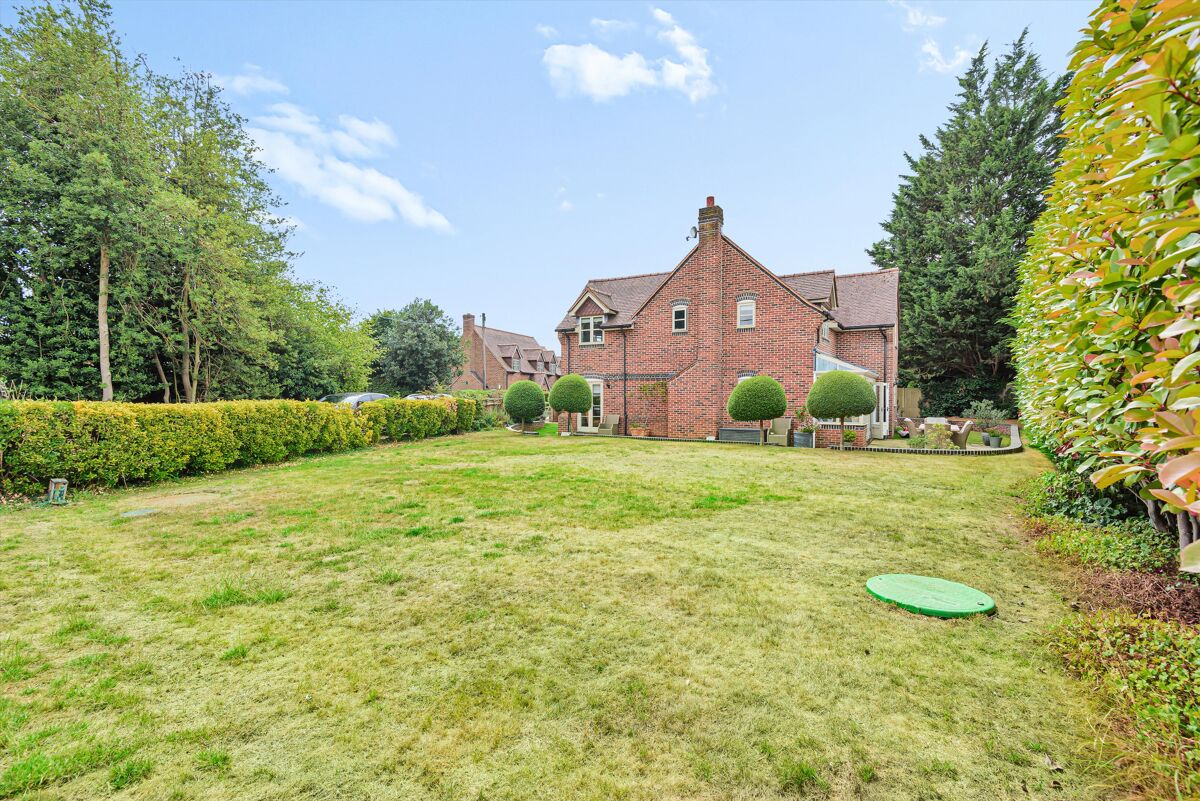 house for sale in Ibstone, Buckinghamshire, HP14 HOT012216095