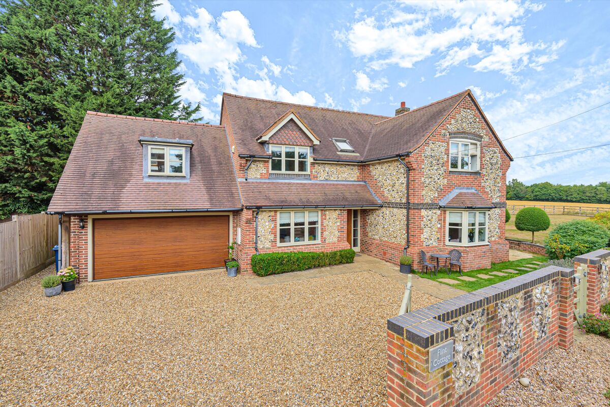 house for sale in Ibstone, Buckinghamshire, HP14 HOT012216095