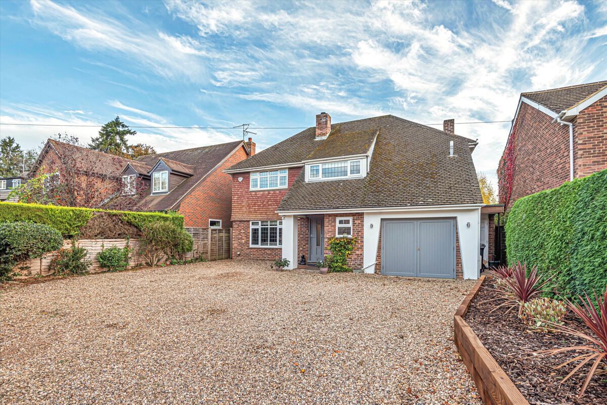 house for sale in Greys Road, HenleyonThames, Oxfordshire, RG9