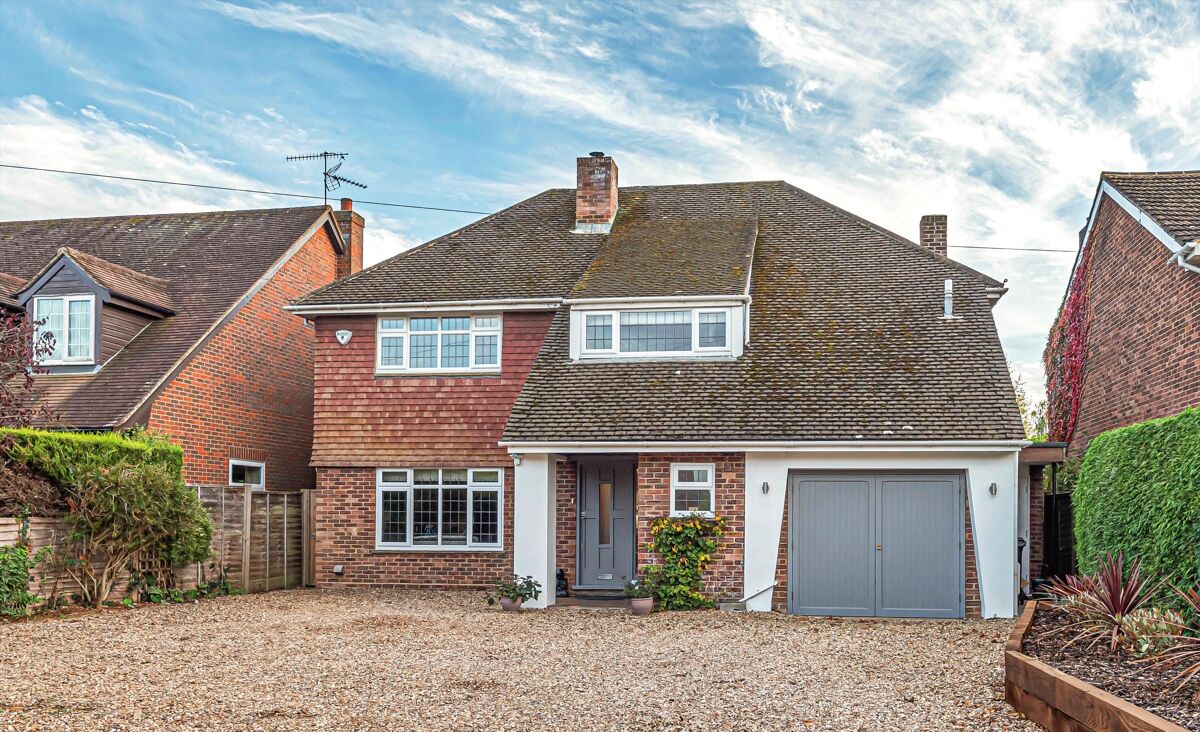 house for sale in Greys Road, HenleyonThames, Oxfordshire, RG9