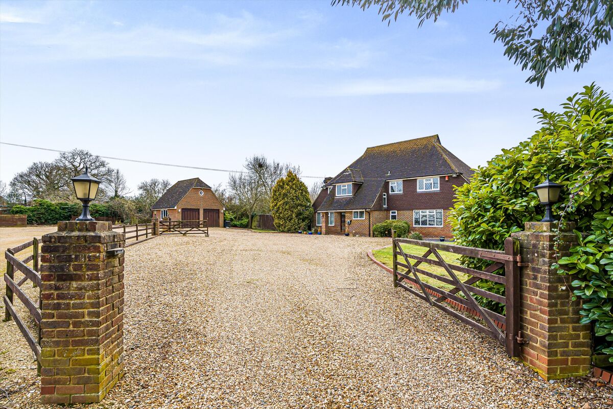 house for sale in Pound Lane, Hurst, Reading, Berkshire, RG10