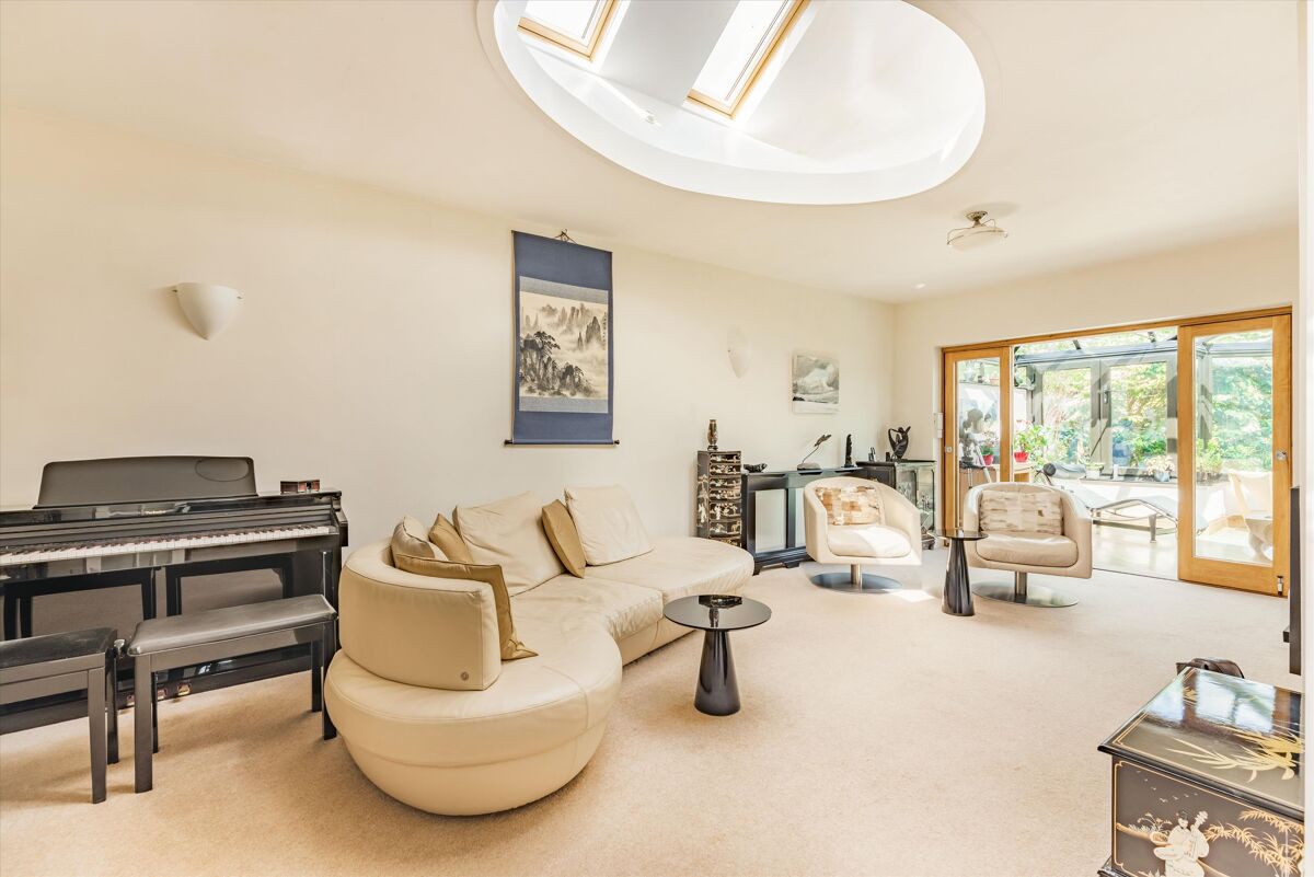 bungalow for sale in Schoolfields, Shiplake Cross, HenleyonThames