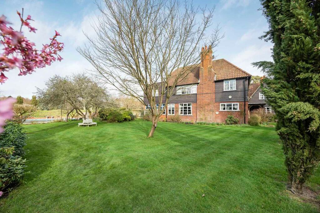 Image of Twyford Road, Waltham St. Lawrence, Reading, Berkshire RG10