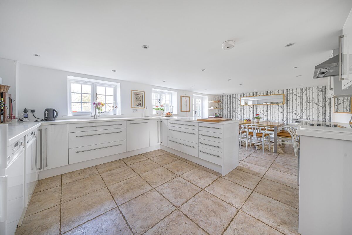 cottage for sale in Russells Water, HenleyonThames, Oxfordshire, RG9