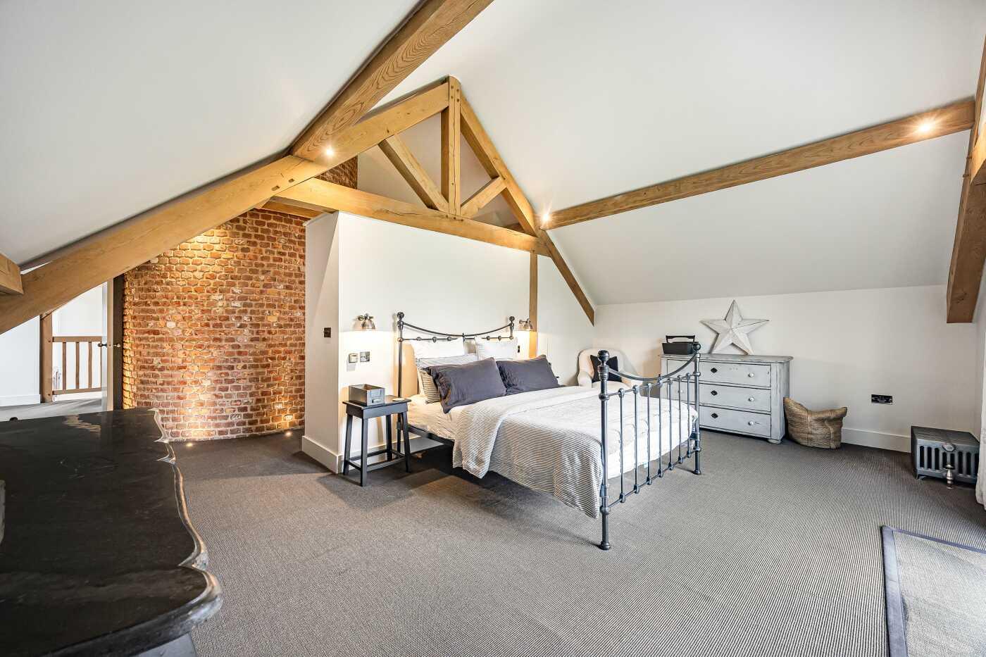 house for sale in Reading Road, Shiplake, Henley-on-Thames