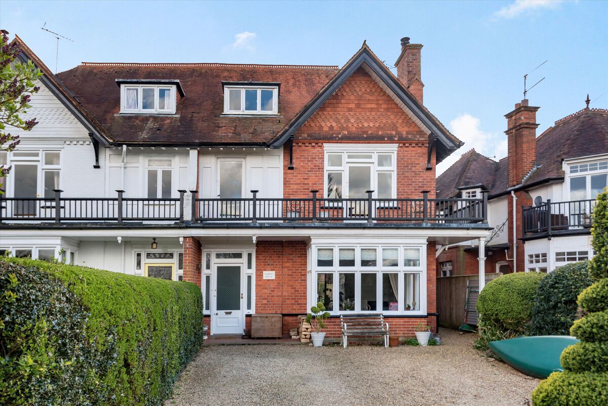 house for sale in Basmore Lane, Lower Shiplake, HenleyonThames