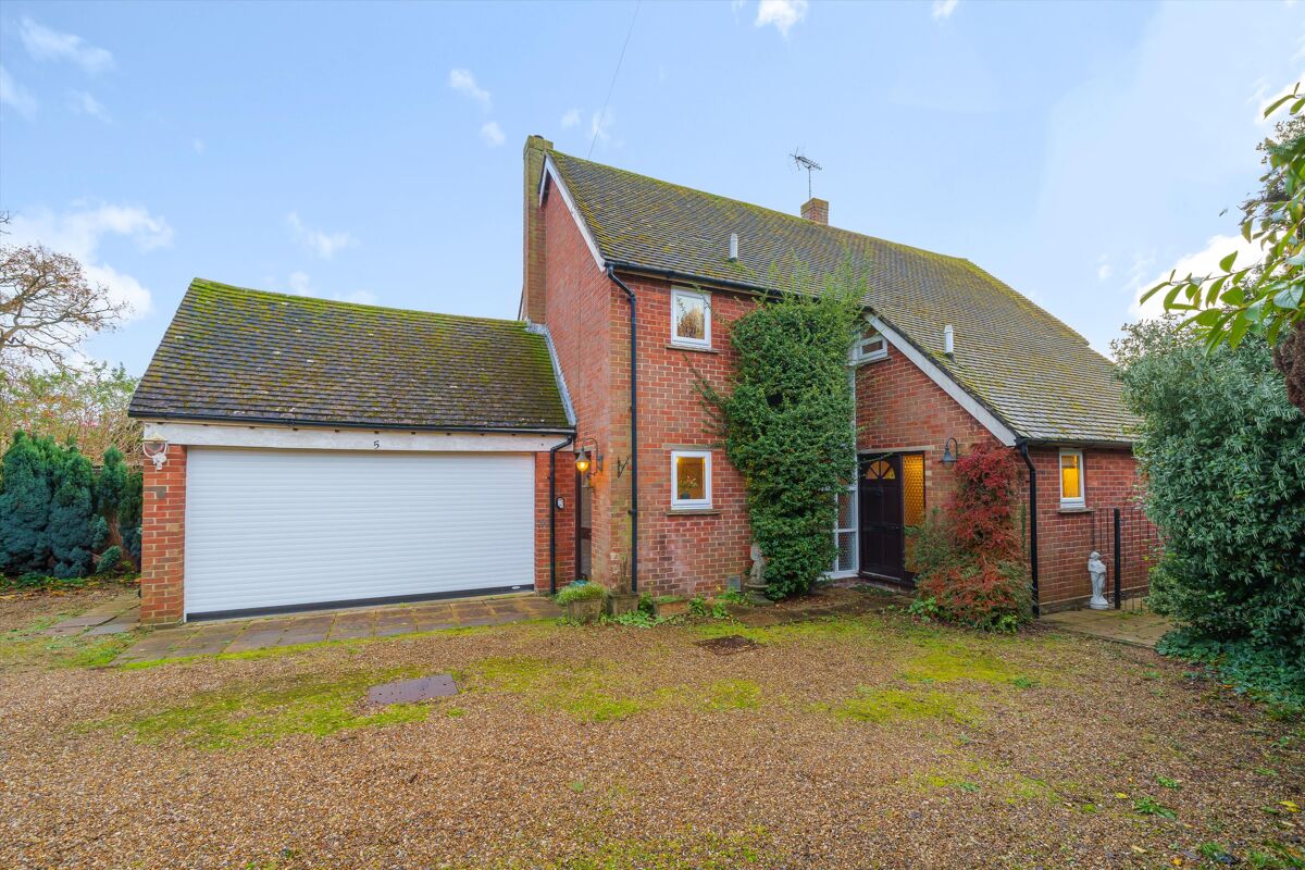 house for sale in Homestead, Binfield Heath, HenleyonThames