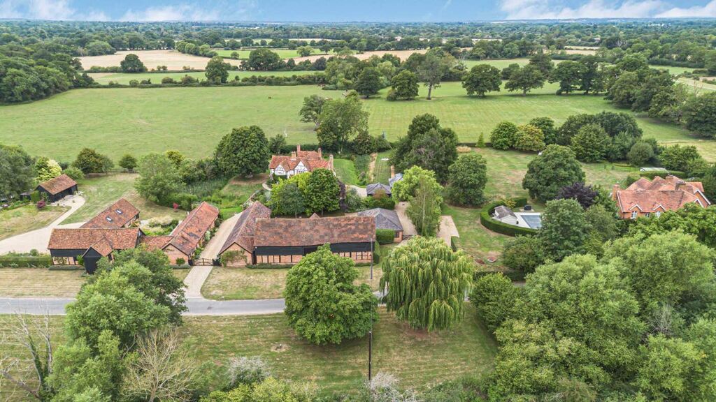 Image of Smewins Road, White Waltham, Maidenhead, Berkshire, SL6
