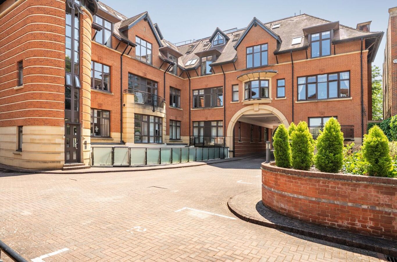 Image of Station Road, Henley-on-Thames, Oxfordshire, RG9